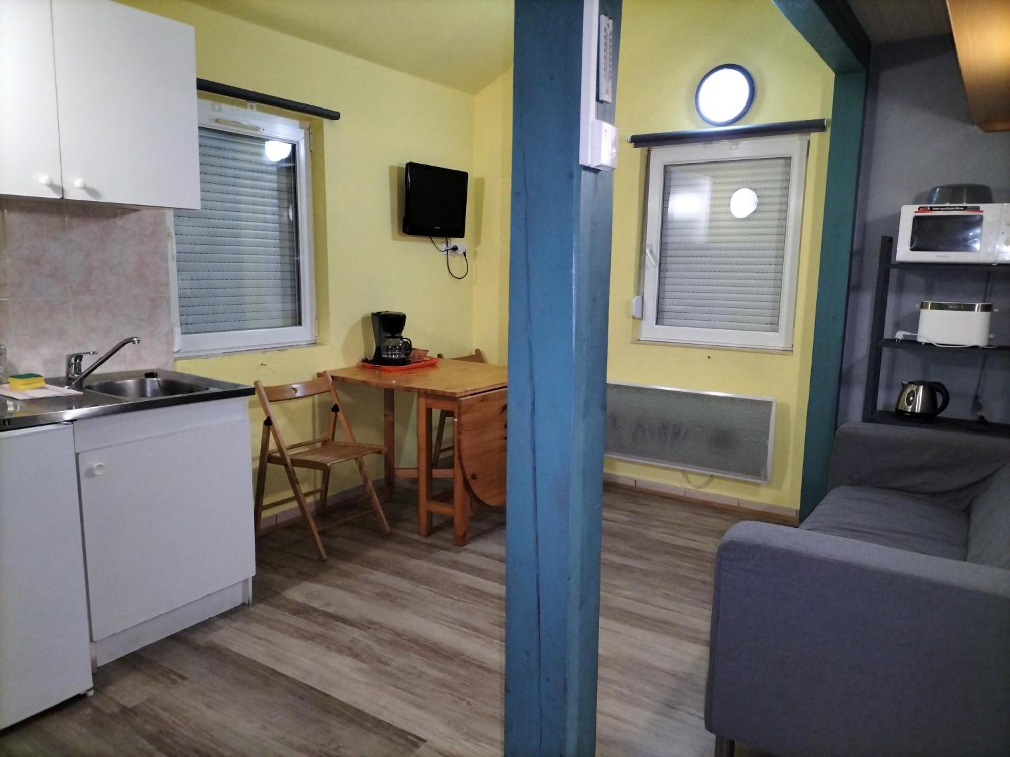 Appart'Hotel Les Acacias Courte Et Longue Duree Bischoffsheim Szoba fotó